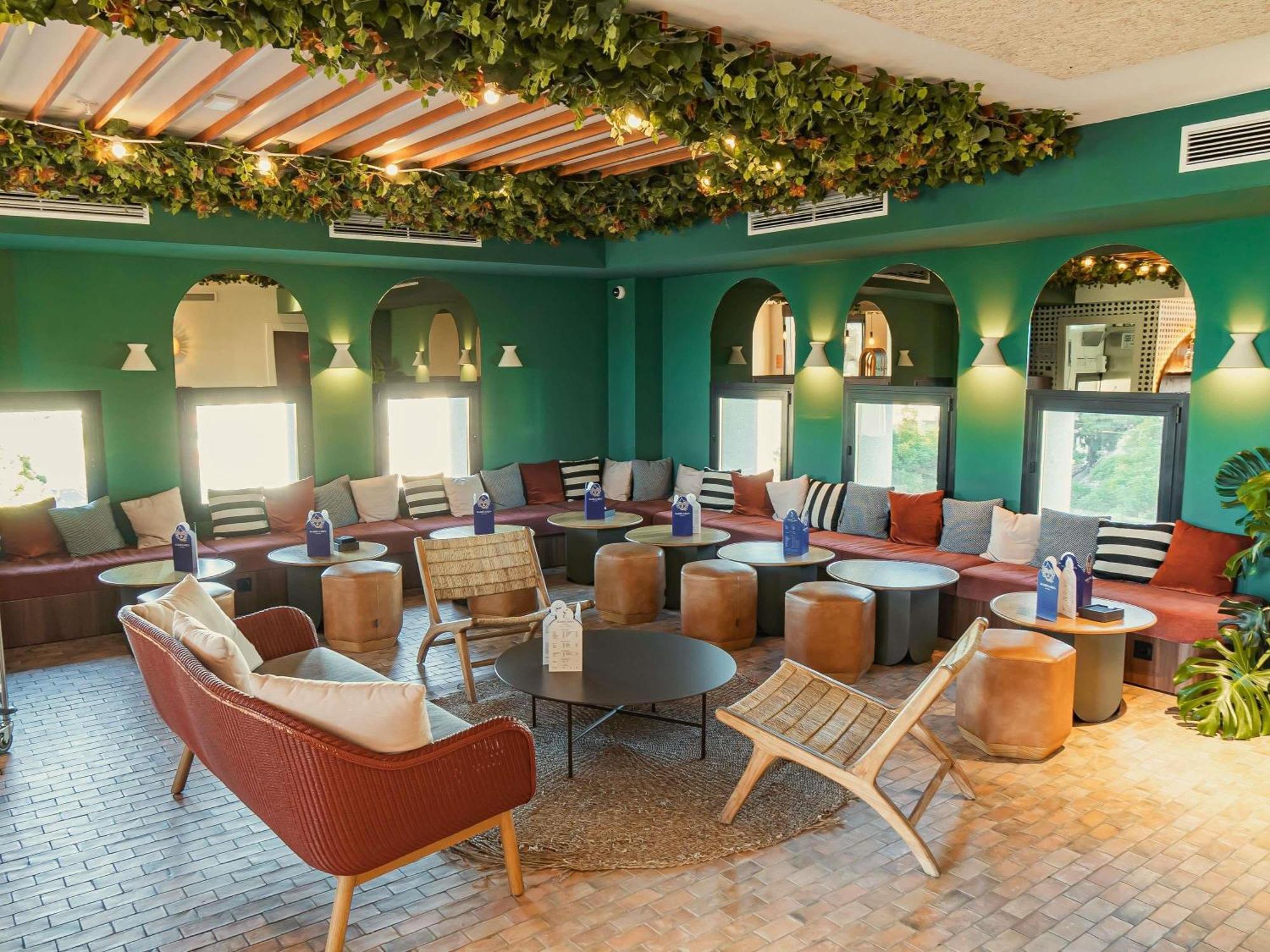 Ibis Styles Sevilla City Santa Justa Экстерьер фото